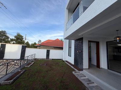 Brand New 4 Bedroom Luxury House in Kicukiro — Kicukiro, Kicukiro, Kigali