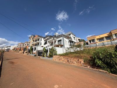 610 SQM Land for Sale in Rebero — interior view 3, Rebero, Kigali